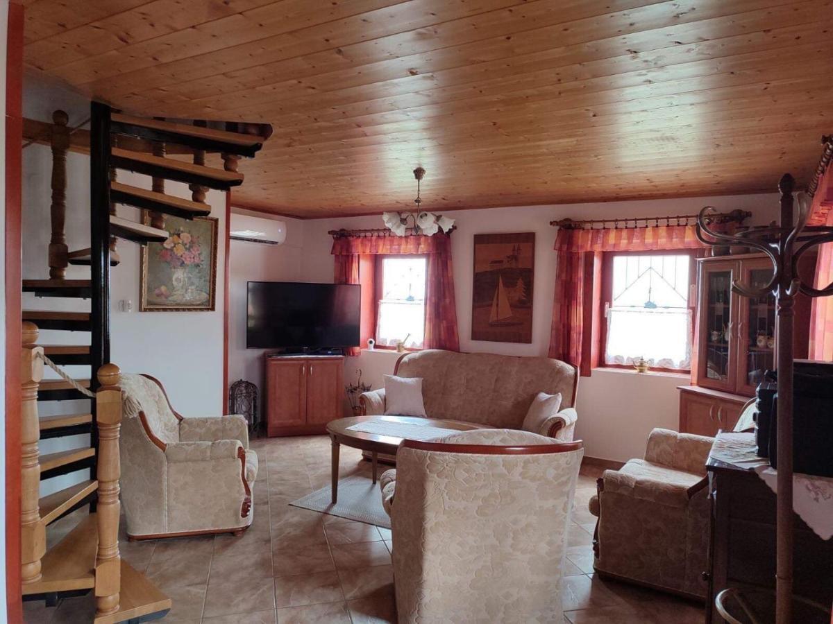 Apartmán Szent Orban Vendeghaz Ábrahámhegy Exteriér fotografie